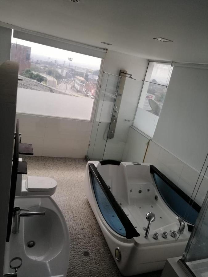Hotel San Antonio Plaza カリ エクステリア 写真