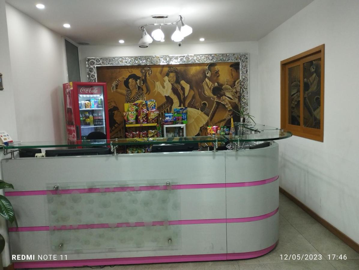 Hotel San Antonio Plaza カリ エクステリア 写真